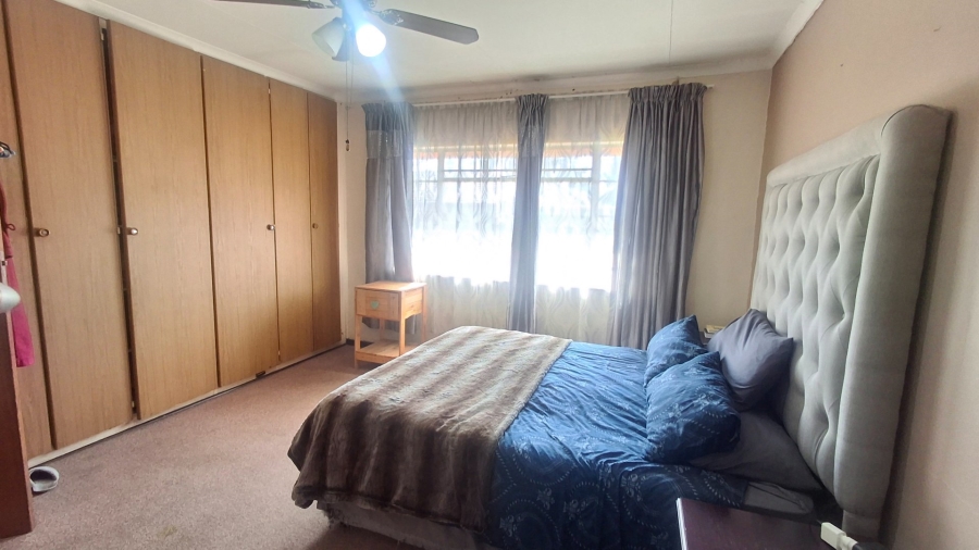 3 Bedroom Property for Sale in Roodia Free State